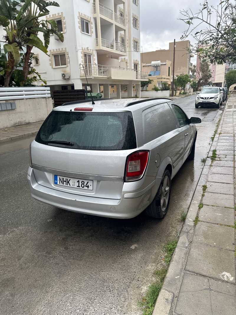 2007 Opel, Vauxhall Astra 1,7L 2007 Cyprus