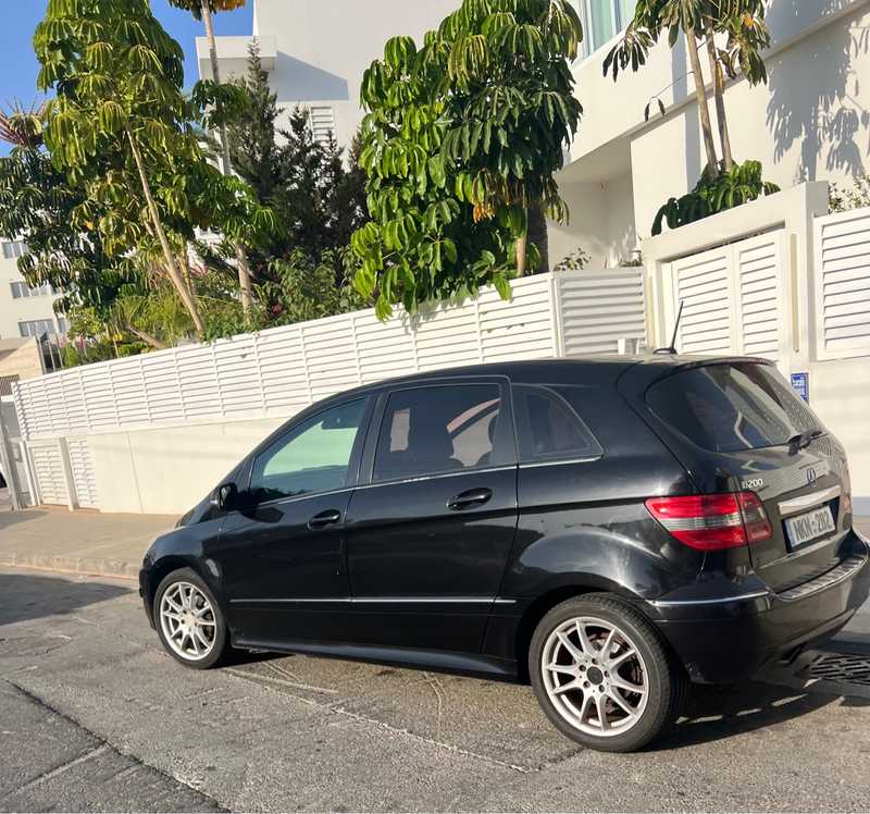 2009 Mercedes-Benz B-Class 2,0L 2009 Cyprus