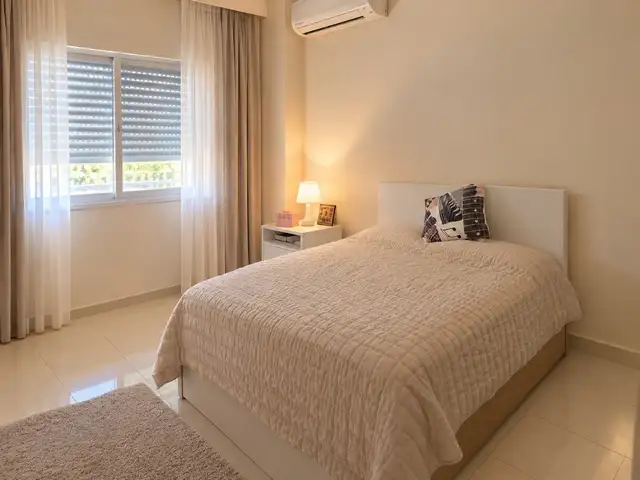 Sunny room in 2-bedroom, Larnaca — Larnaka - Makenzy