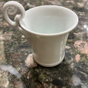 A set of 6 limoges porcelain coffee cups, Επαρχία Λεμεσού — Άγιος Αθανάσιος