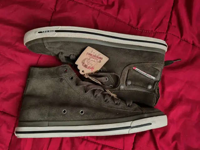 Diesel Exposure suede high top 44 NEW, Paphos — Paphos - Agios Theodoros