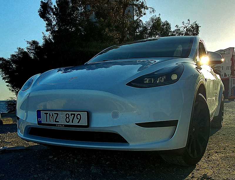 Tesla Model Y Electric 2023