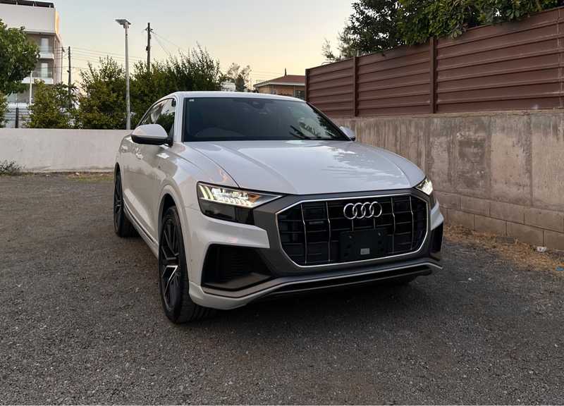 Audi Q8 3,0L 2023