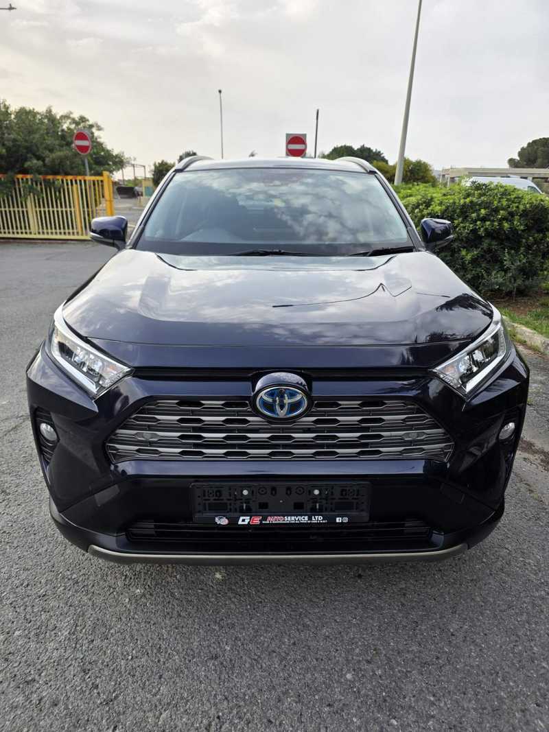 Toyota RAV4 2,5L 2021