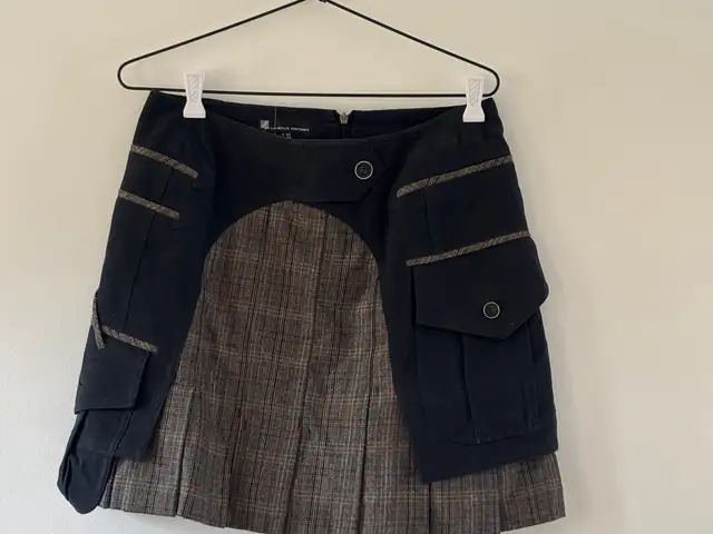 Vintage mini skirt, Larnaca — Aradippou - Agios Fanourios