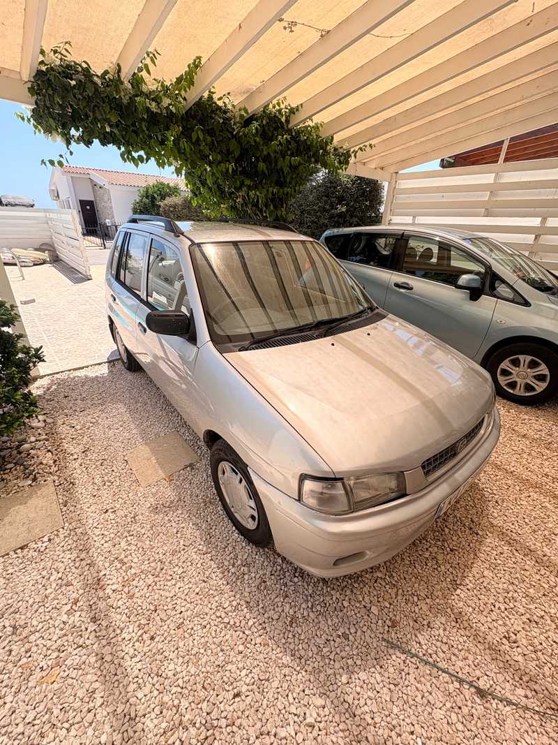 Mazda Demio 1,6L 1998