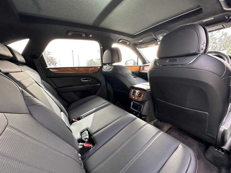 2023 Bentley Bentayga 4,0L 2023 Cyprus