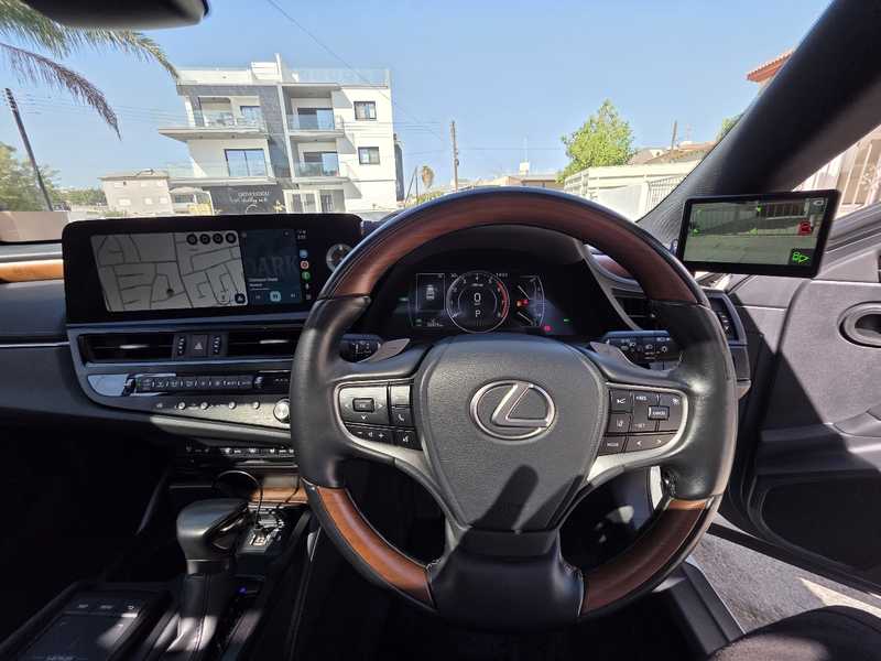 2022 Lexus ES300h 2,5L 2022 Cyprus