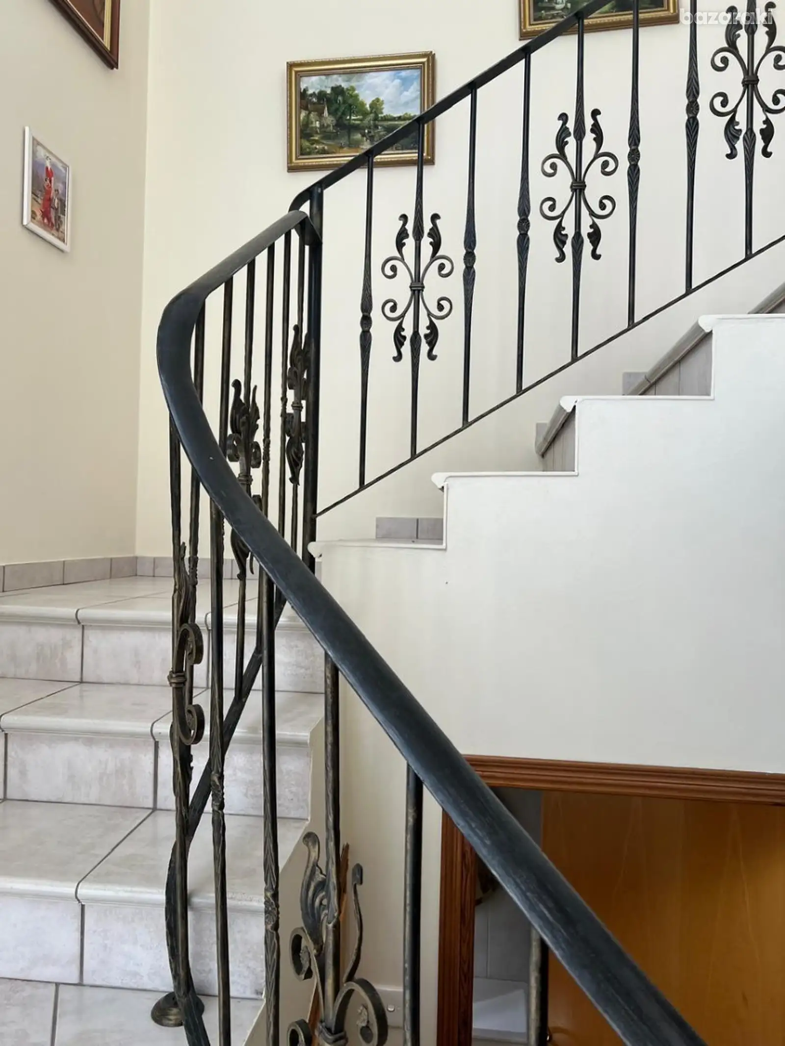 House, 3 bedrooms — 9