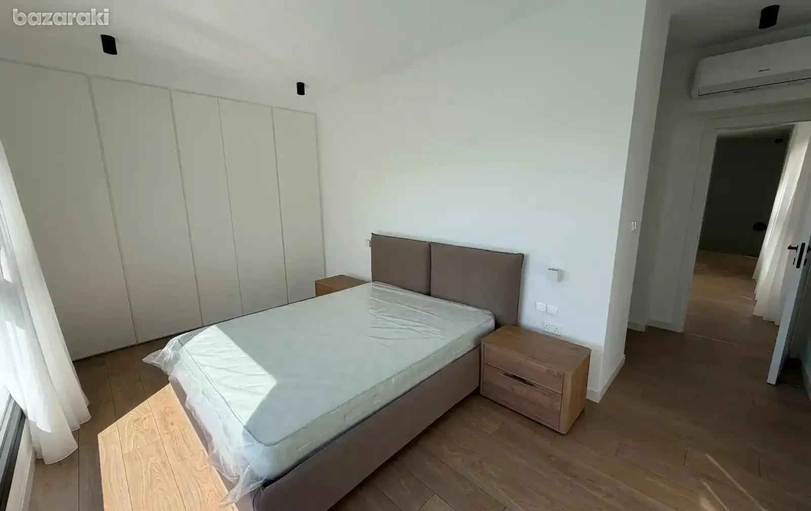Villa, 5 bedrooms — 12