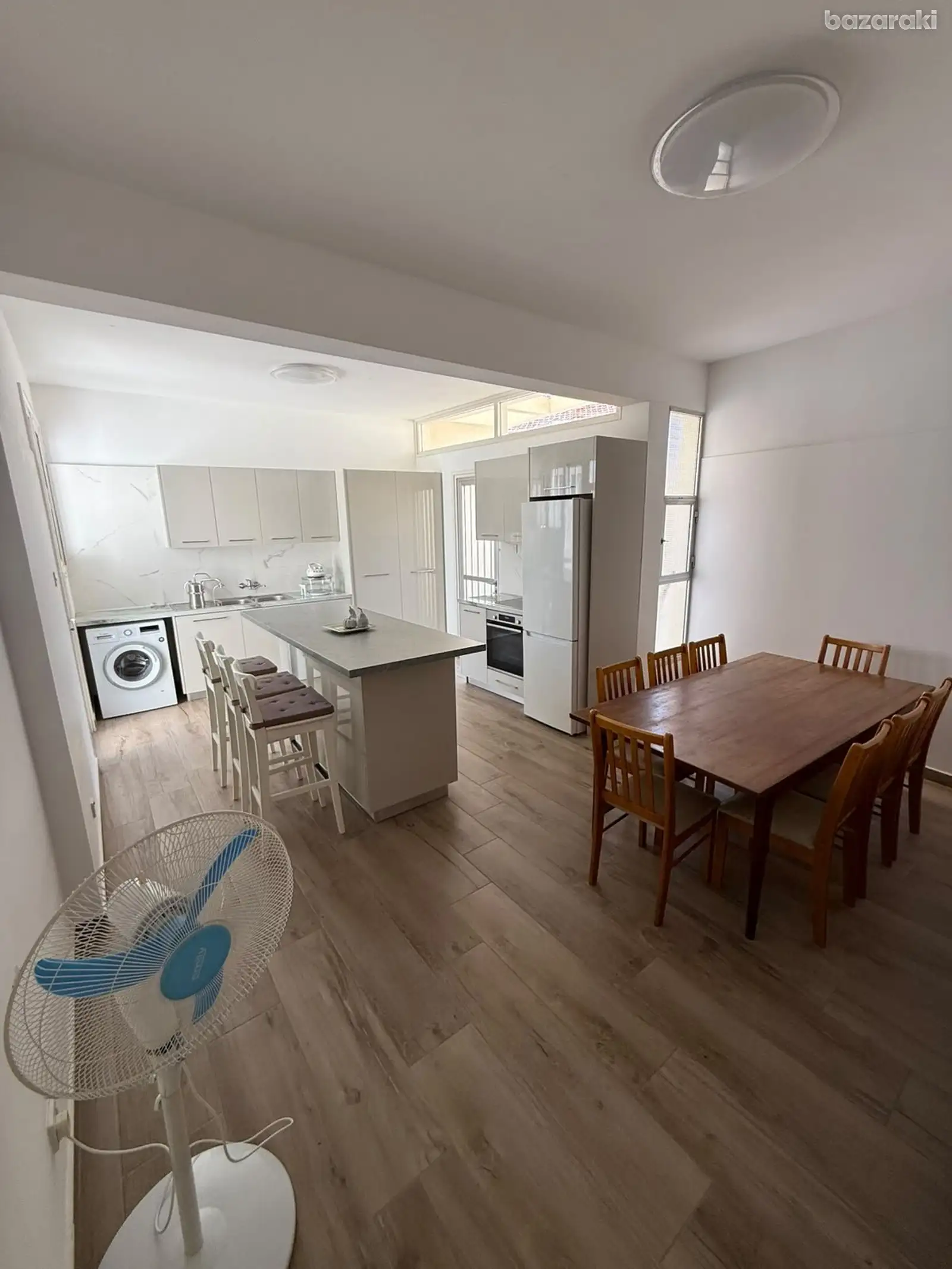 House, 1 bedroom — 5