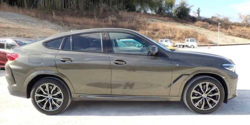 2022 BMW X6 3,0L 2022 Cyprus