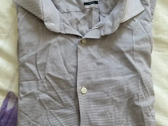 Boss tailored slim fit shirt size 42, Επαρχία Λεμεσού — Λεμεσός - Μέσα Γειτονιά