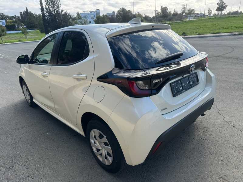 2022 Toyota Yaris 1,5L 2022 Cyprus