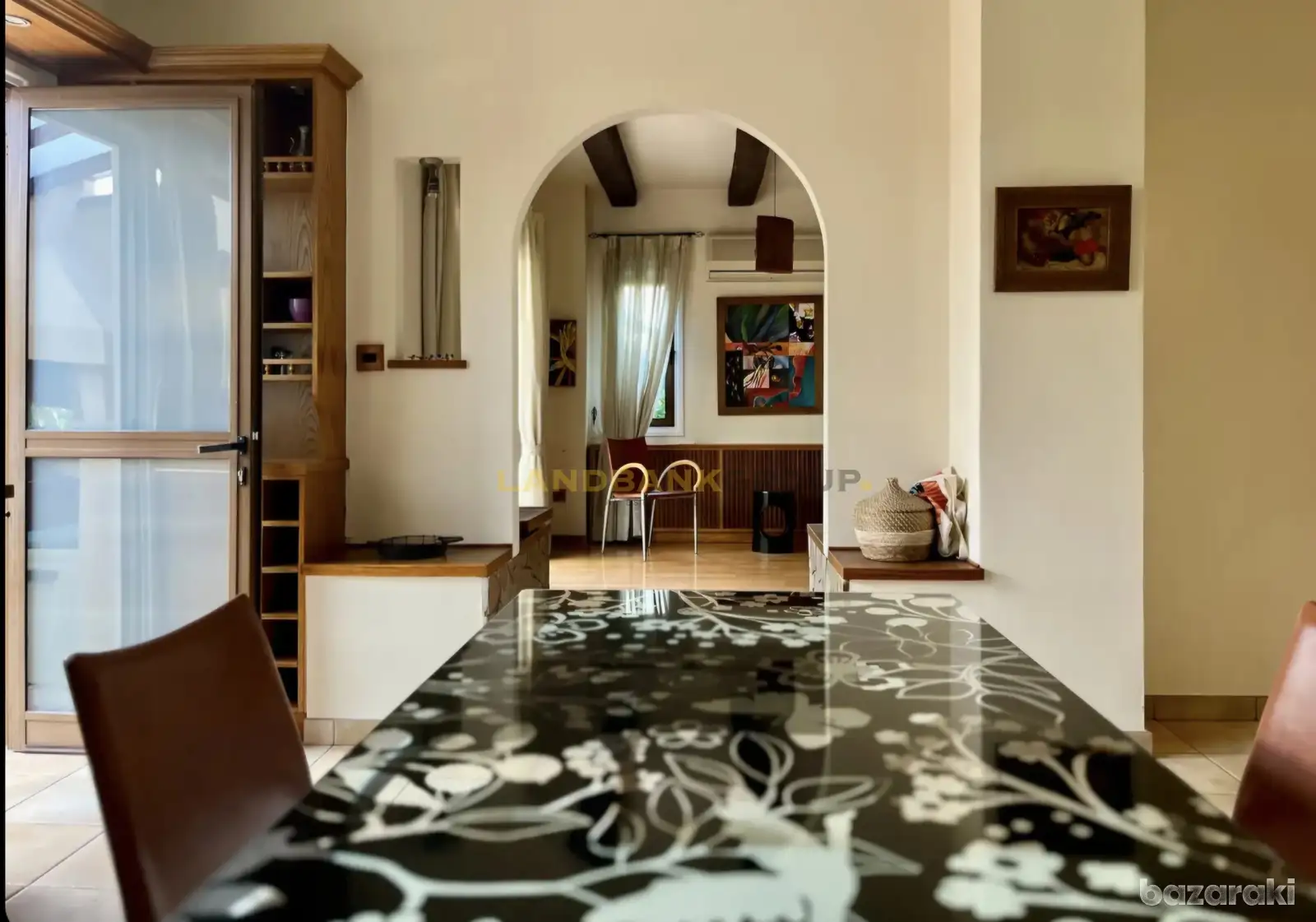 House, 4 bedrooms — 8