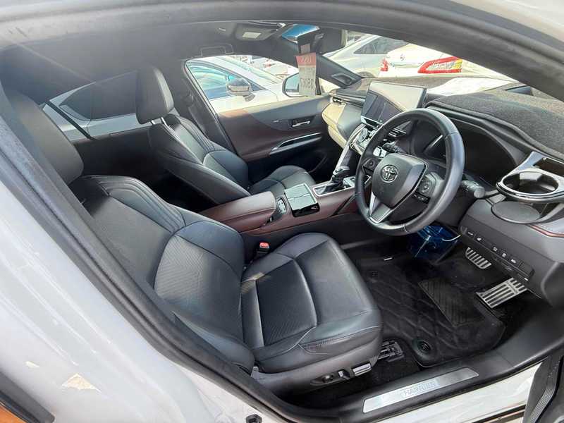 2024 Toyota Harrier 2,5L 2024 Cyprus