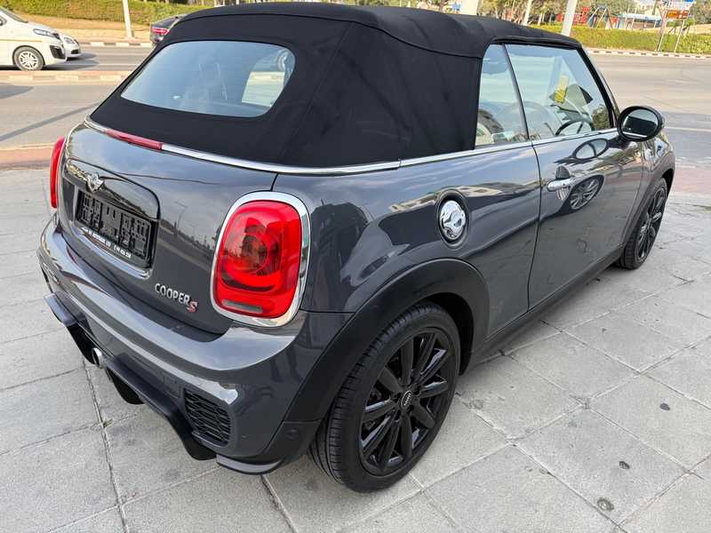 2017 Mini Convertible 2,0L 2017 Cyprus