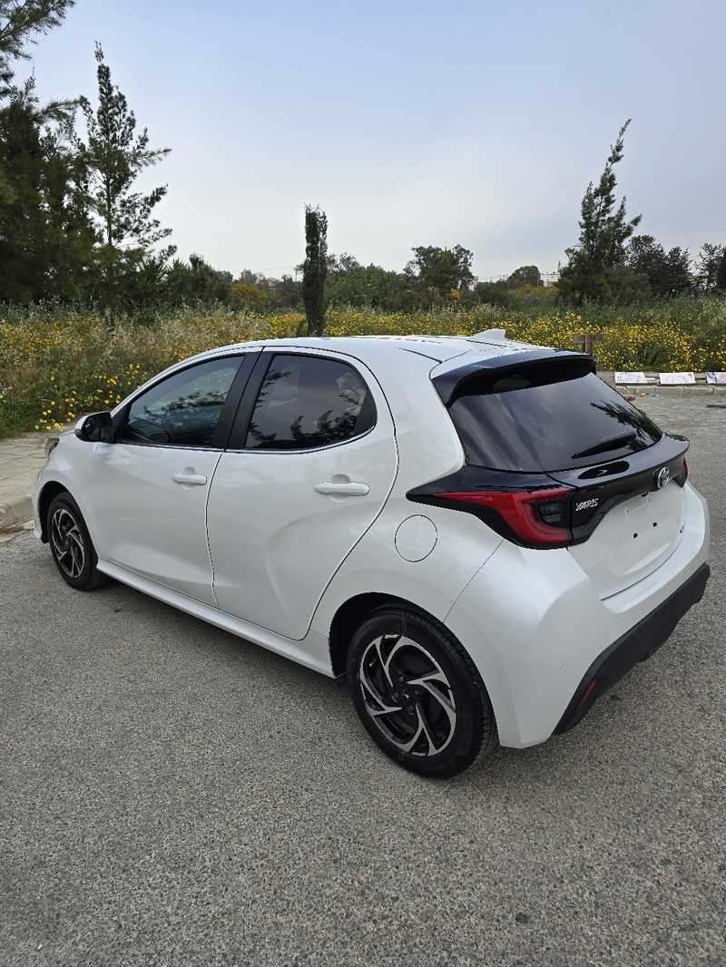 2025 Toyota Yaris 1,5L 2025 Cyprus