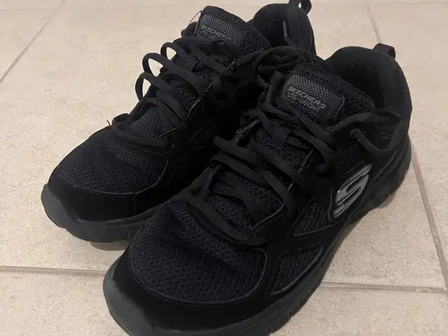 Παπούτσια adidas & skechers, Nicosia — Lakatameia - Agia Paraskevi