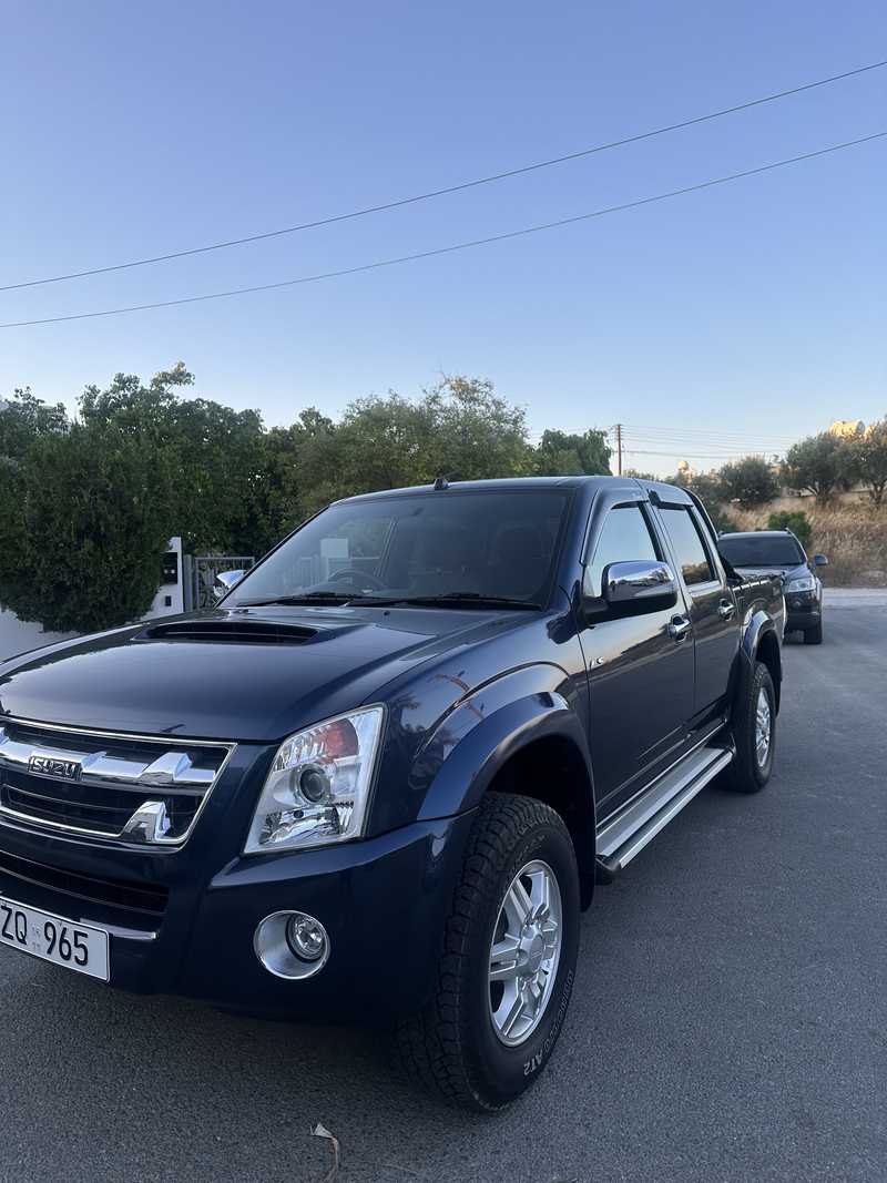 2011 Isuzu D-MAX 2,5L 2011 Cyprus