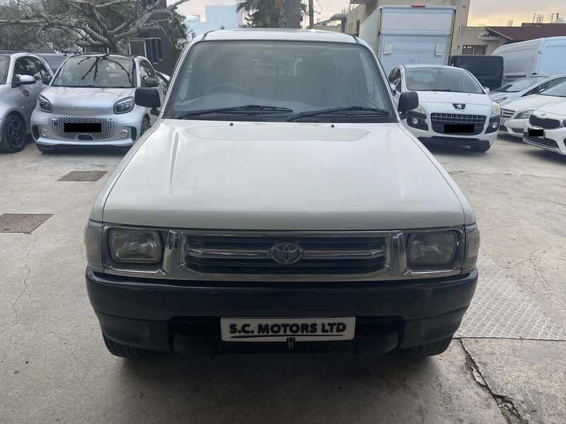 1999 Toyota Hilux 2,8L 1999 Cyprus