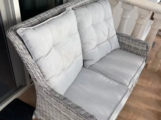 Outdoor couch, Επαρχία Πάφου — Πέγεια
