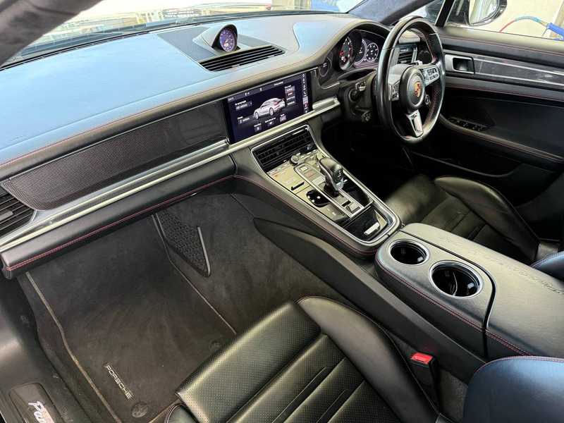 2020 Porsche Panamera 4,0L 2020 Cyprus