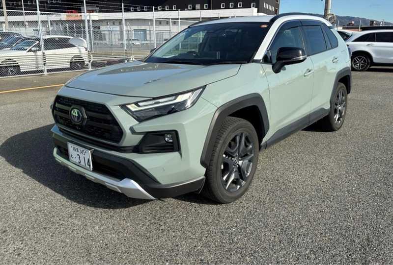 Toyota RAV4 2,5L 2022