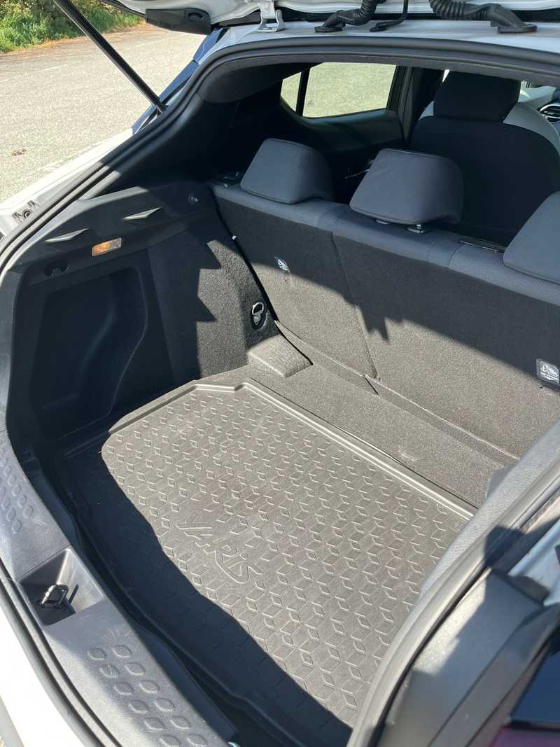 2022 Toyota C-HR 1,8L 2022 Cyprus