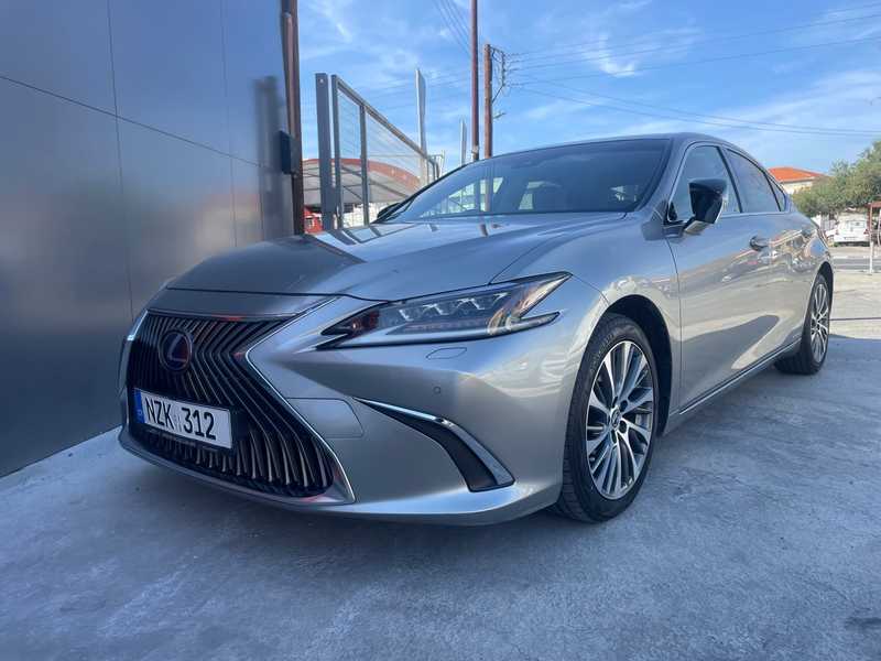 Lexus ES300h 2,5L 2019