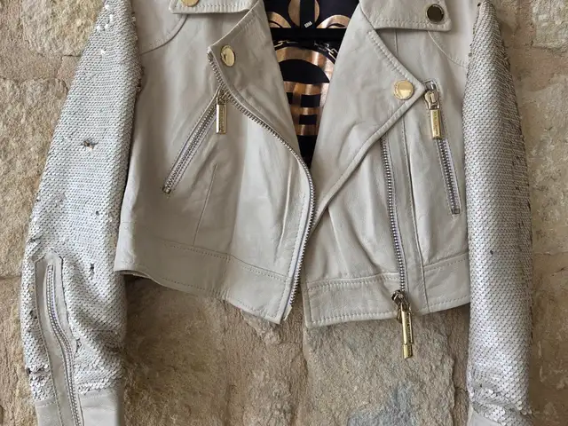 Stunning ROBERTA BIAGI Italy Cropped Biker Jacket, Επαρχία Πάφου — Κονιά