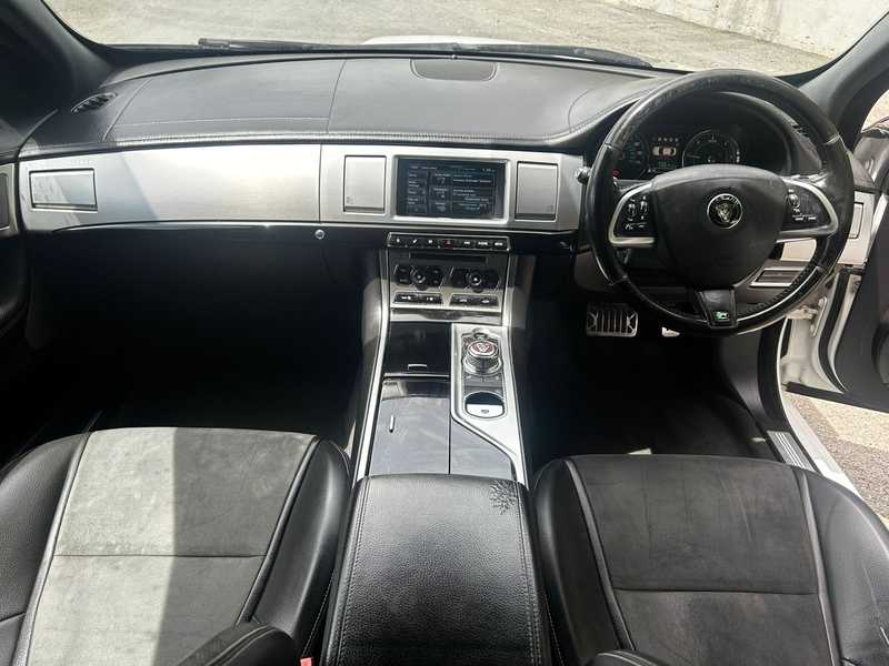 2014 Jaguar XF 2,2L 2014 Cyprus