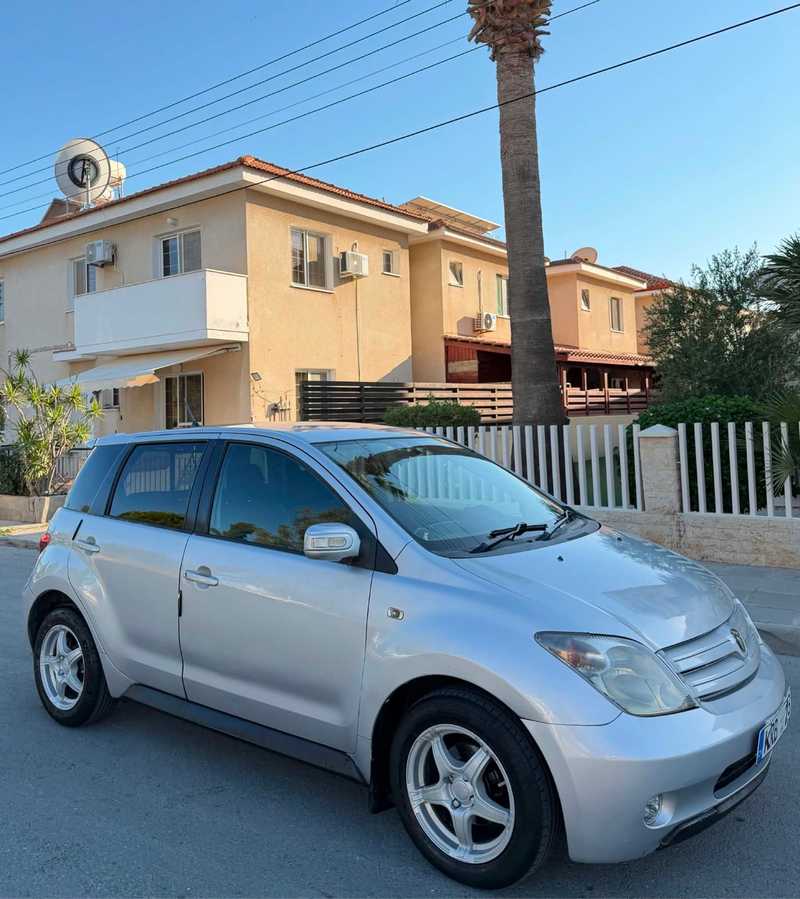 2004 Toyota Ist 1,5L 2004 Cyprus