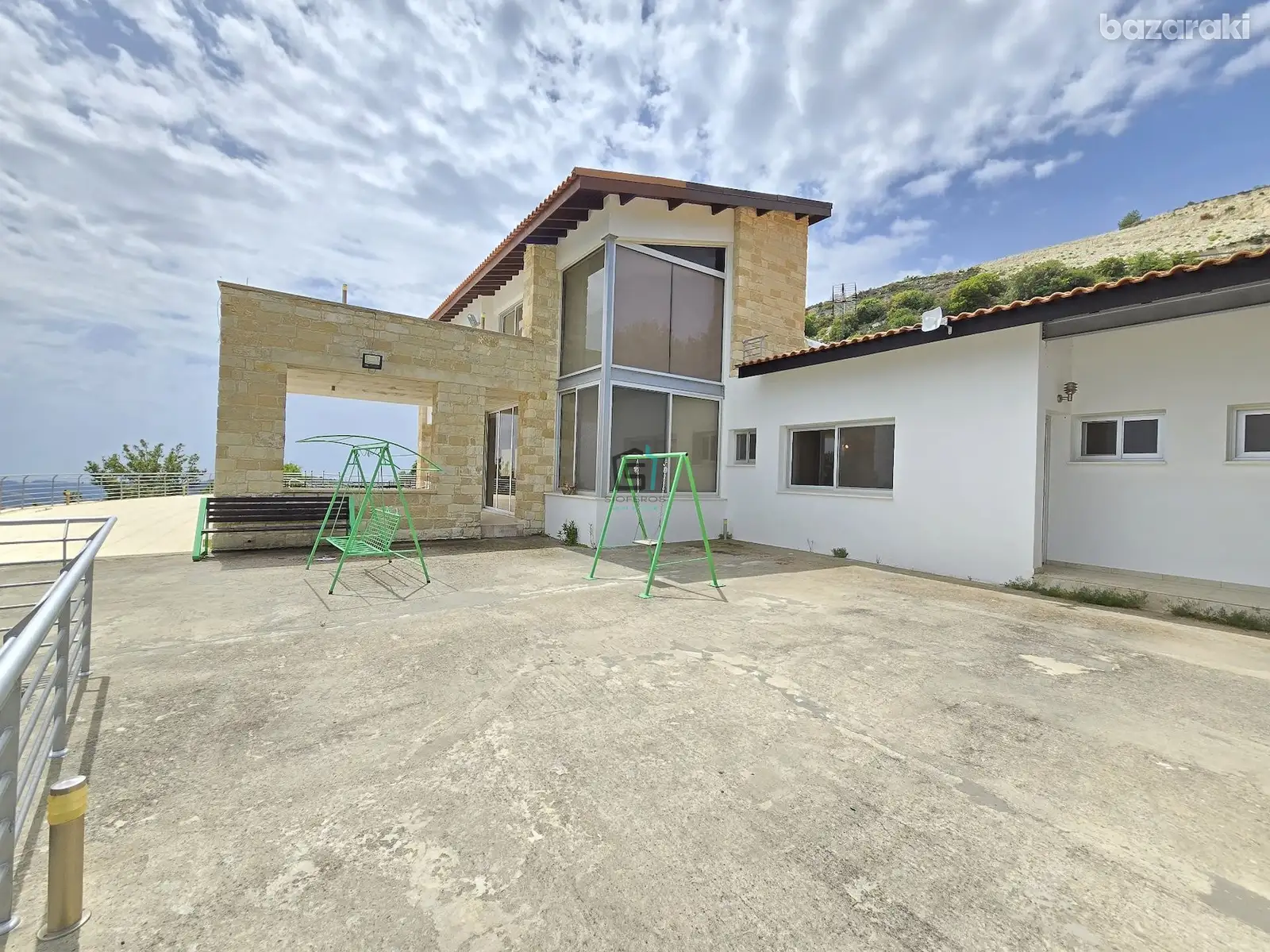 House, 3 bedrooms — 16