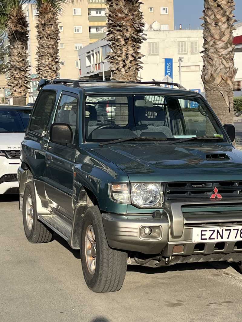 2000 Mitsubishi Pajero 2,8L 2000 Cyprus