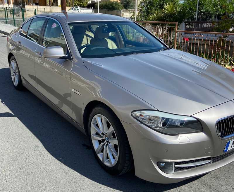 BMW 5-Series 2,0L 2011