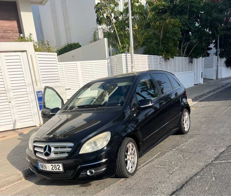 2009 Mercedes-Benz B-Class 2,0L 2009 Cyprus