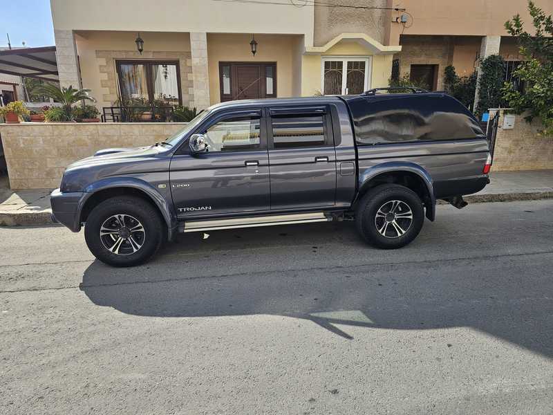 Mitsubishi L200 2,5L 2006