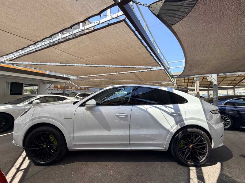 2025 Porsche Cayenne 3,0L 2025 Cyprus