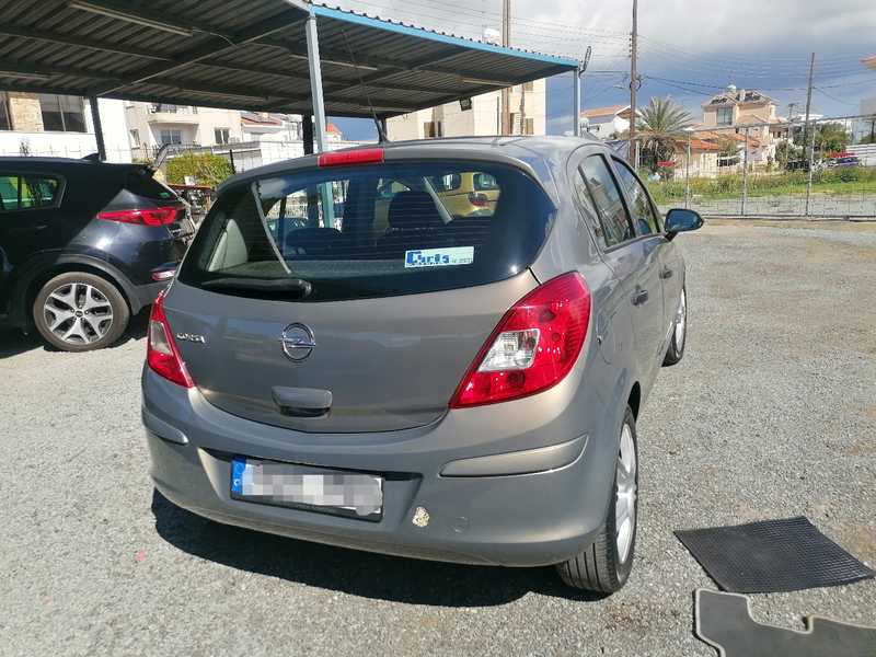 2014 Opel, Vauxhall Corsa 1,4L 2014 Cyprus