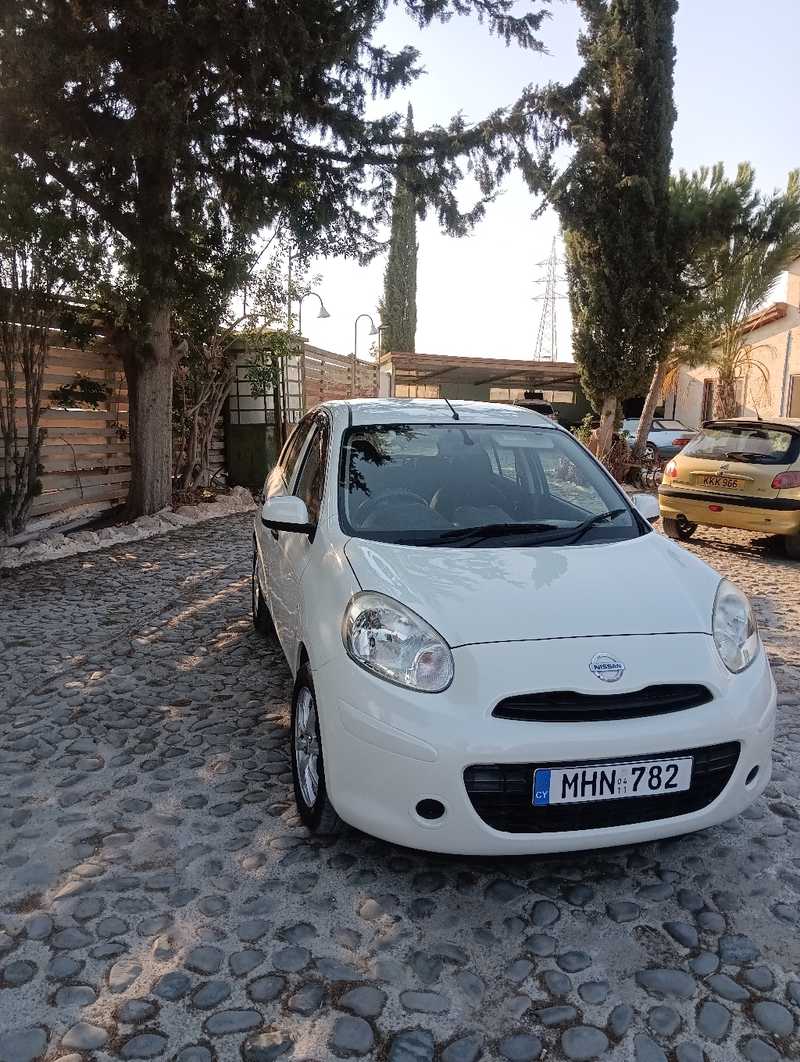 Nissan March 1,2L 2011