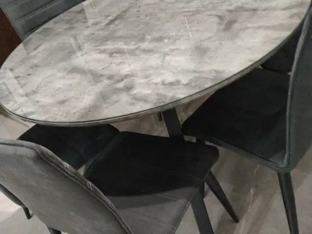 Τραπέζι κουζίνας με καρεκλες, Επαρχία Αμμοχώστου — Δασάκι Άχνας