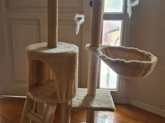 New multi level cat tree, Nicosia — Strovolos - Stavros