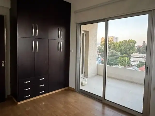 3-bedroom apartment to rent, Limassol — Limassol - Agios Ioannis