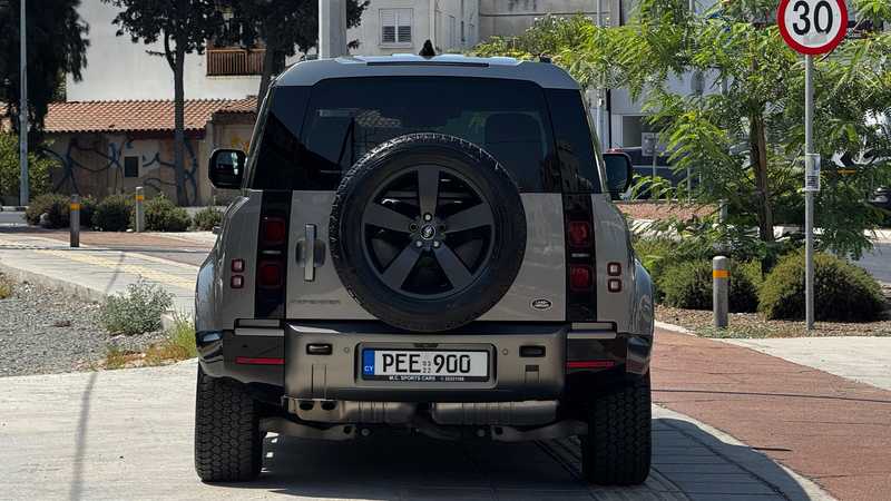 2022 Land Rover Defender 3,0L 2022 Cyprus