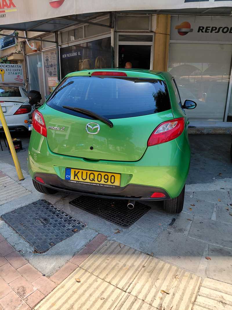 2009 Mazda 2 1,3L 2009 Cyprus