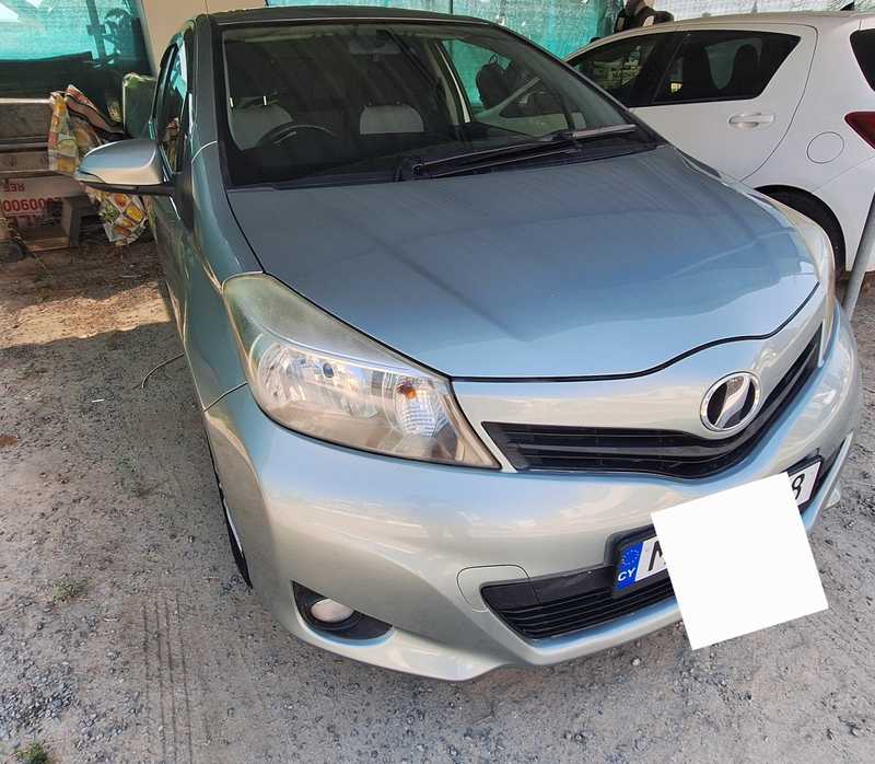 Toyota Vitz 1,3L 2012