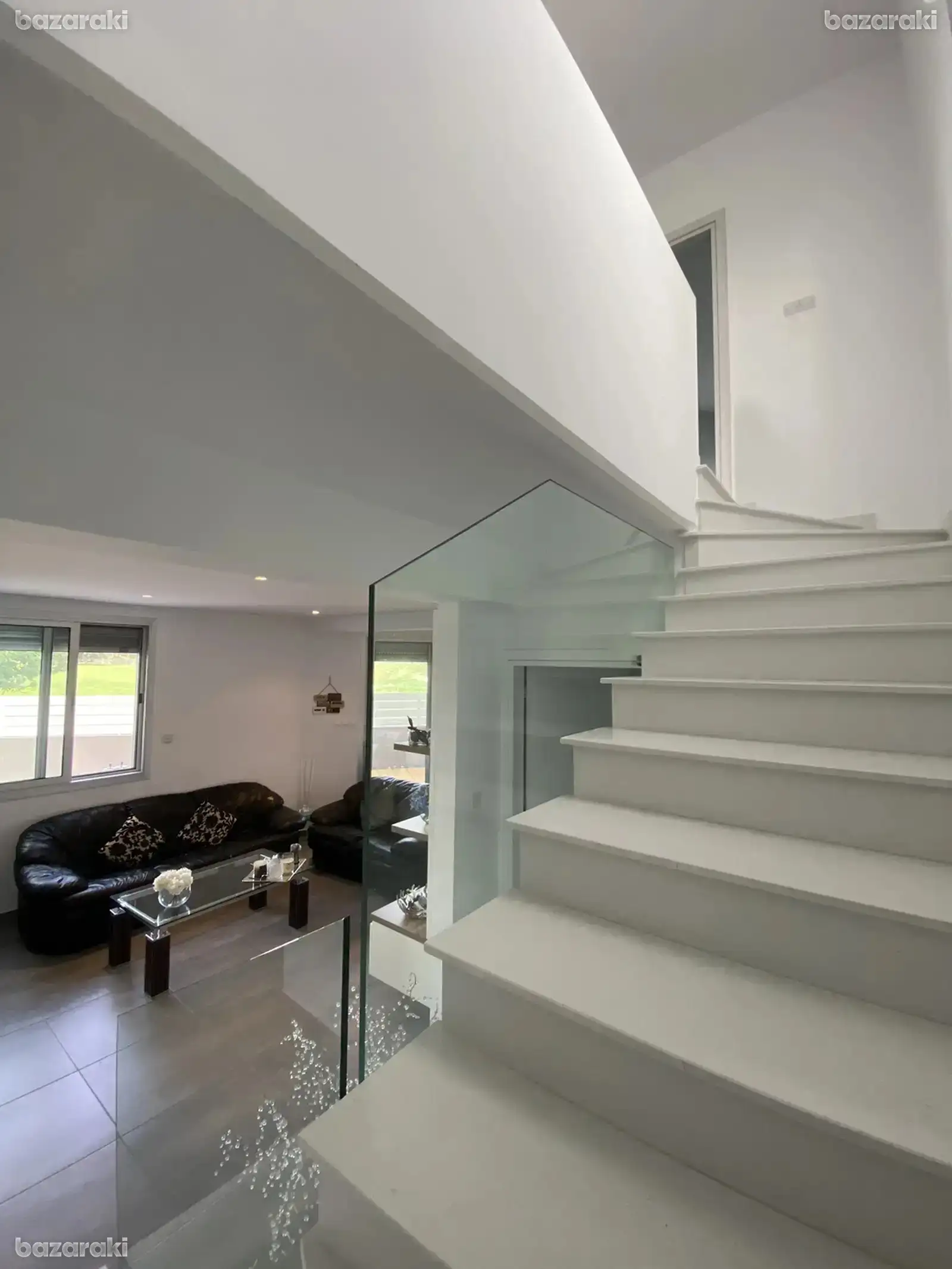House, 4 bedrooms — 9