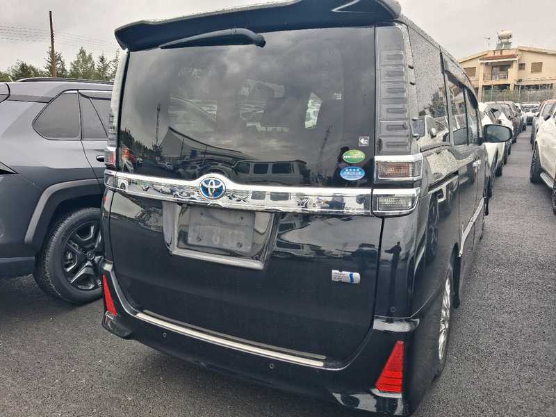 2021 Toyota Voxy 1,8L 2021 Cyprus
