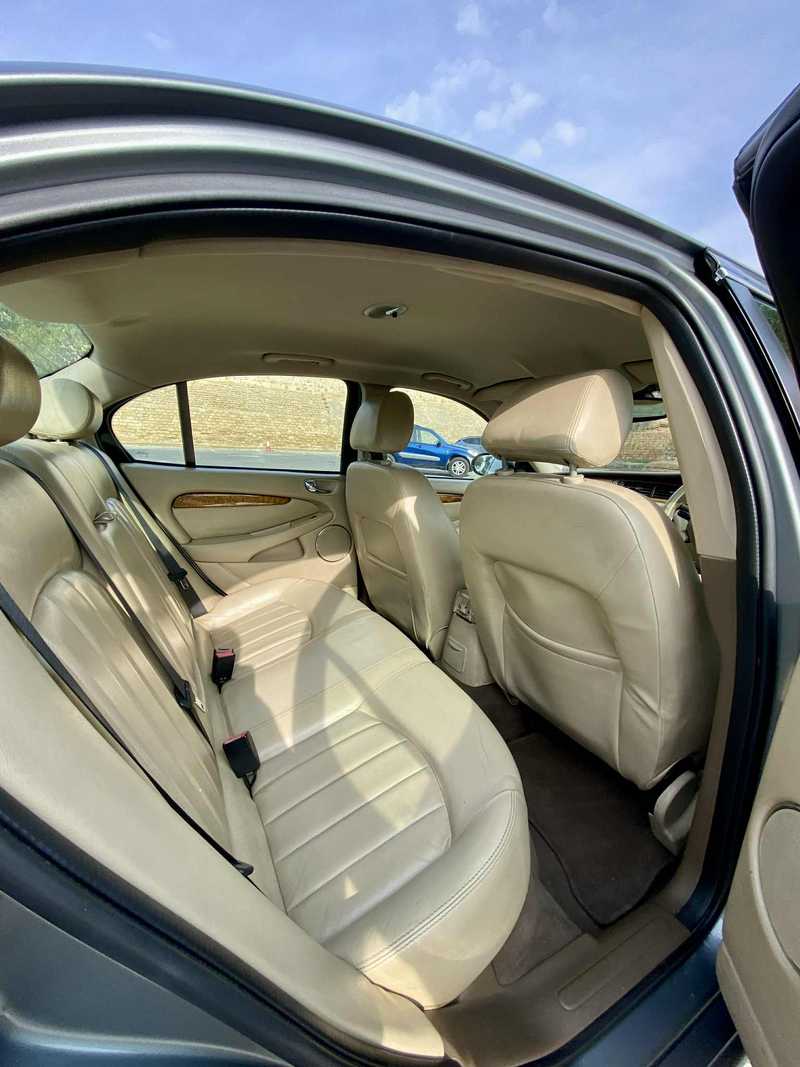 2009 Jaguar X-Type 2,0L 2009 Cyprus